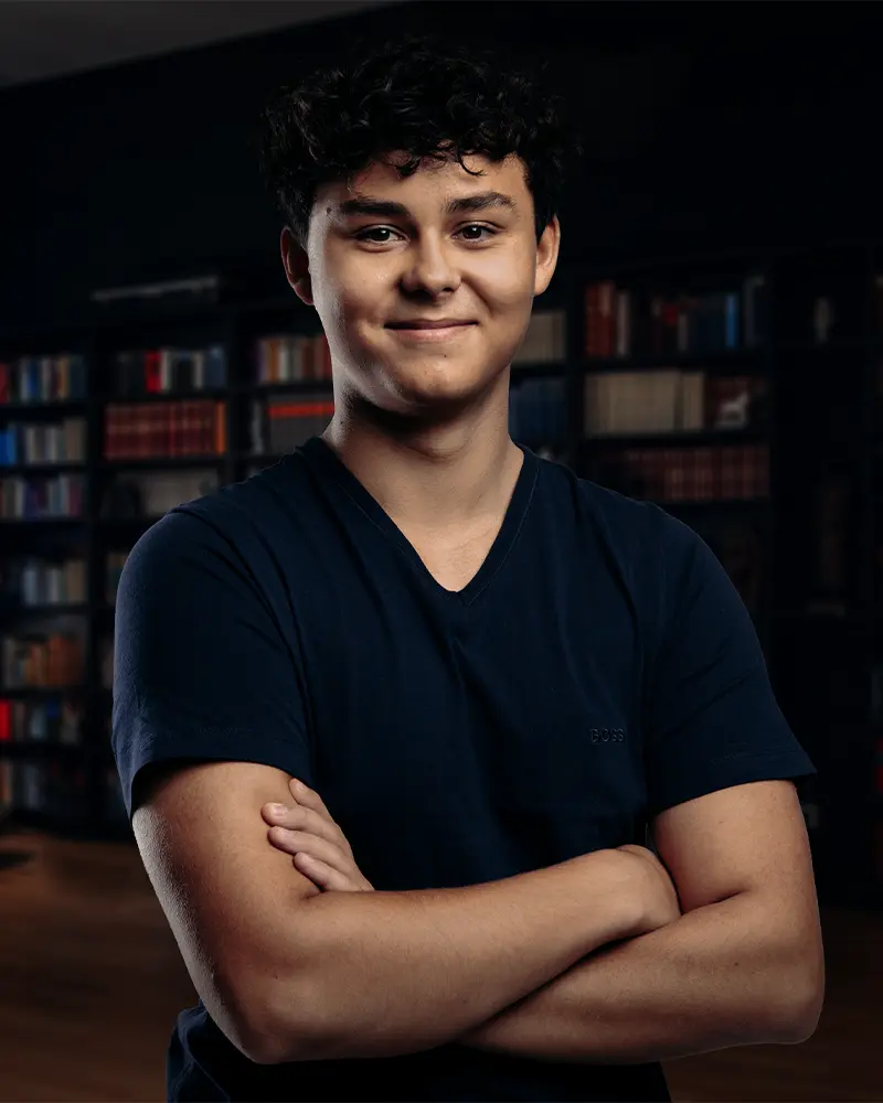 Julian Dilmann bei MIDDENDORF HOME